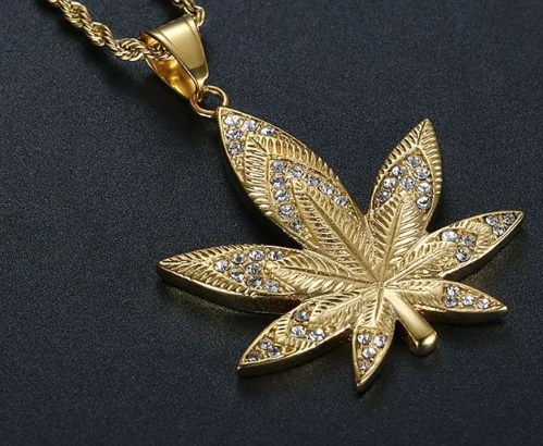 1080 Iced Leaf Rhinestone Pendant – Gold-Plated Stainless Steel