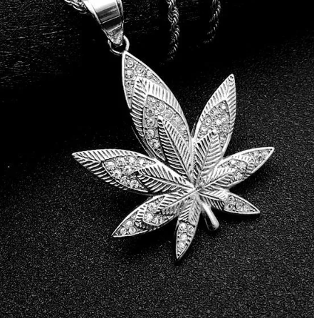 1081 Iced Leaf Rhinestone Pendant – Silver-Plated Stainless Steel