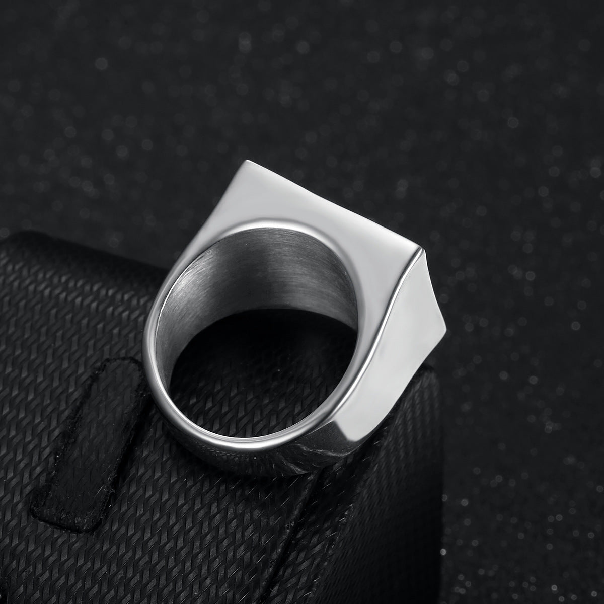 9016 |J| Silver-Plated Stainless Steel Iced The Last Supper Signet Ring
