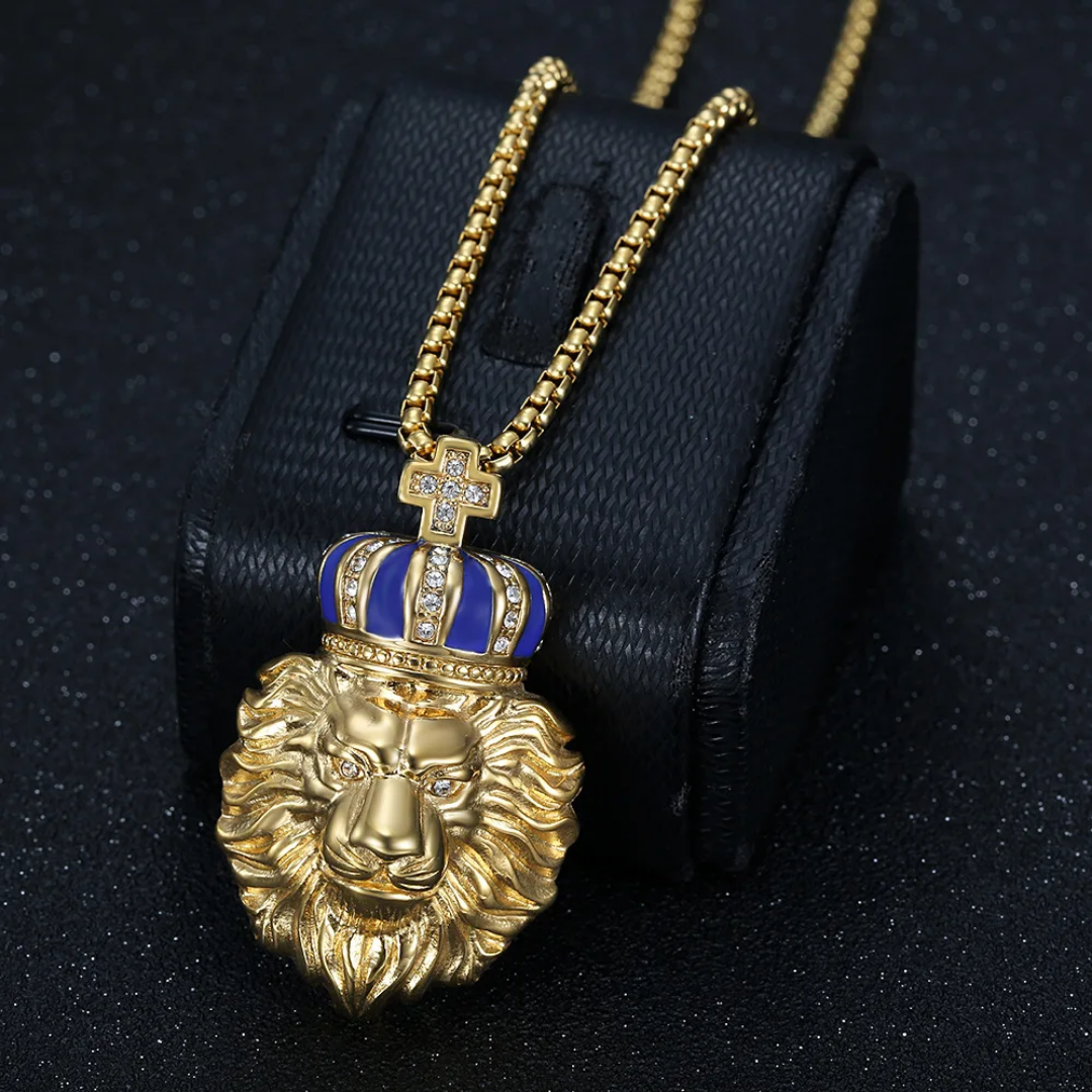 1019 Crowned Lion Head Rhinestone Pendant – Gold Tone Stainless Steel