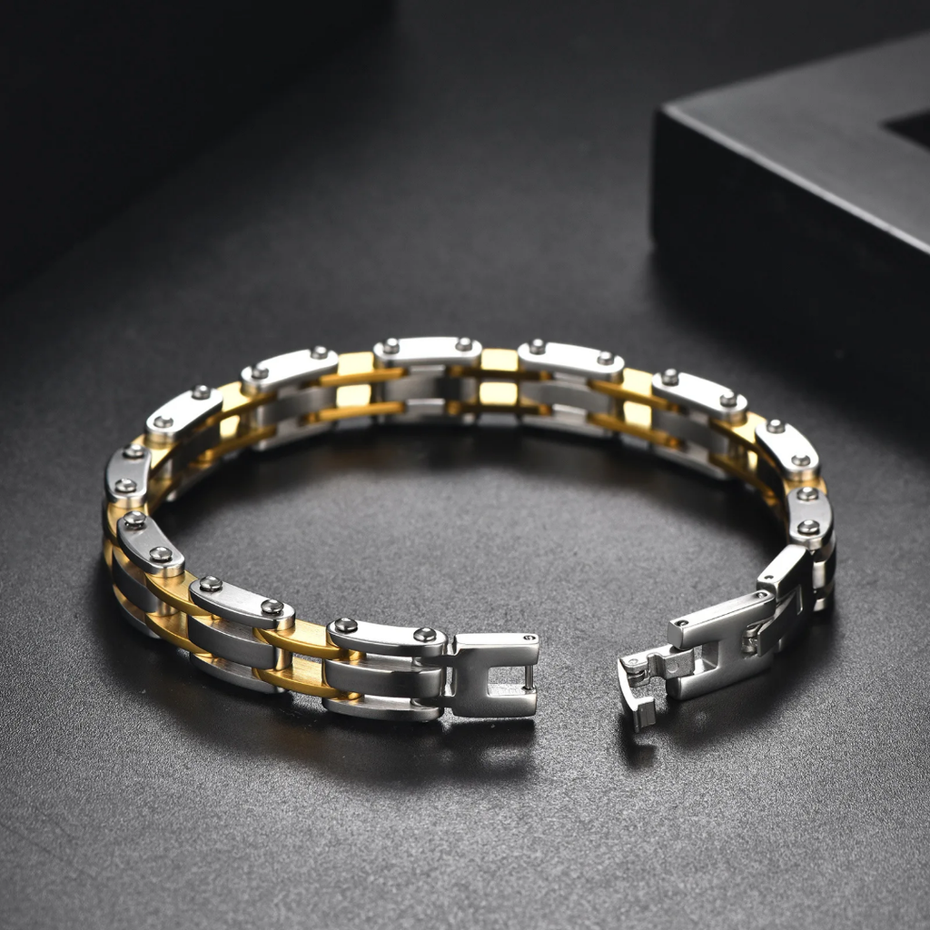 2017 |M| 316 Stainless Steel Two-Tone Geometric Link Bracelet | 8.5 in