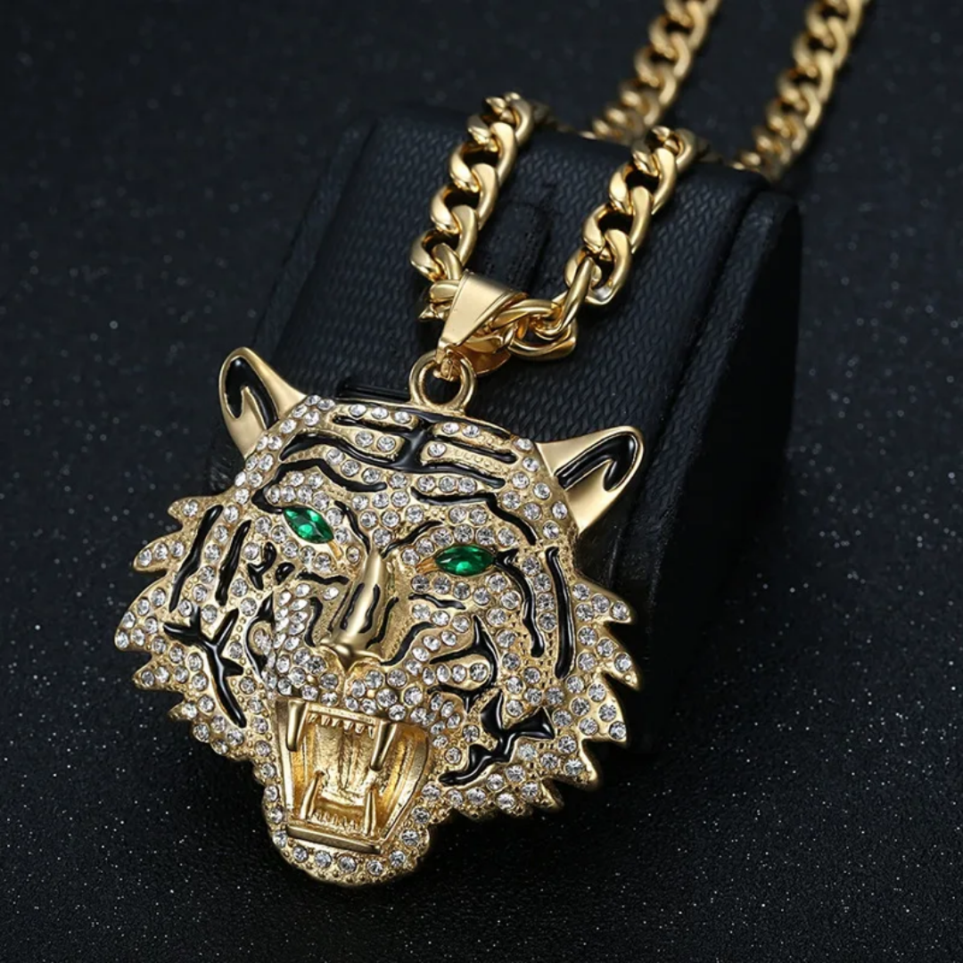 1074 Tiger Head Rhinestone Pendant – Gold-Plated Stainless Steel – Green Eyes